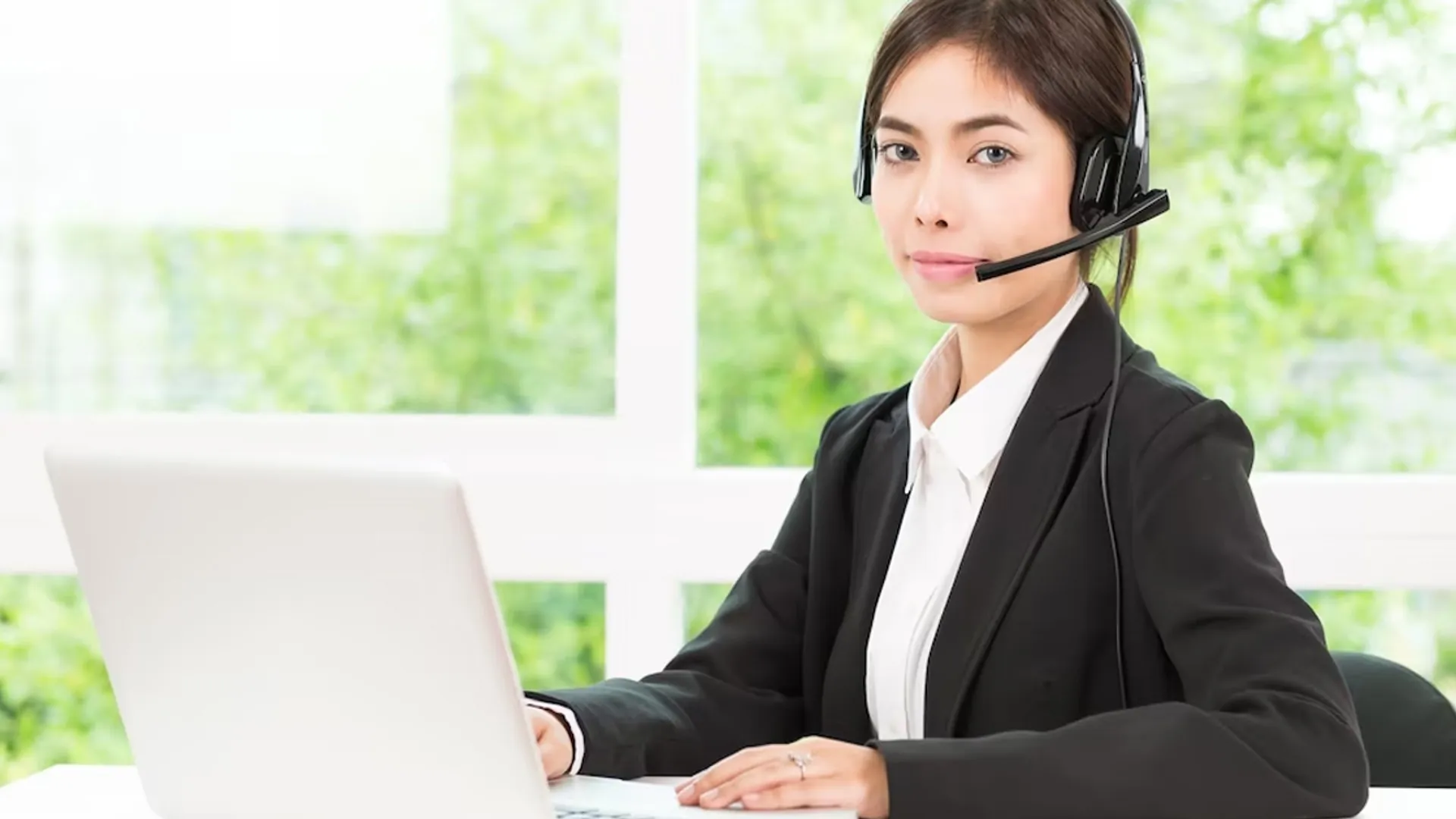 Đội ngũ hỗ trợ khách hàng chuyên nghiệp của TA88